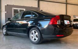 
										VOLVO S40 full									