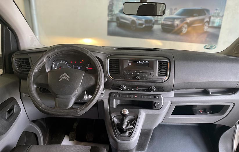 
								Citroen Jumpy full									