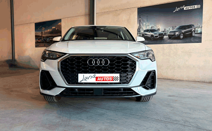 
								Audi Q3 Sportback full									