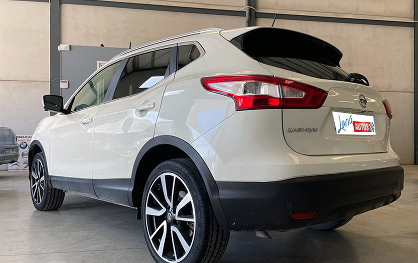 
								Nissan QashQai full									
