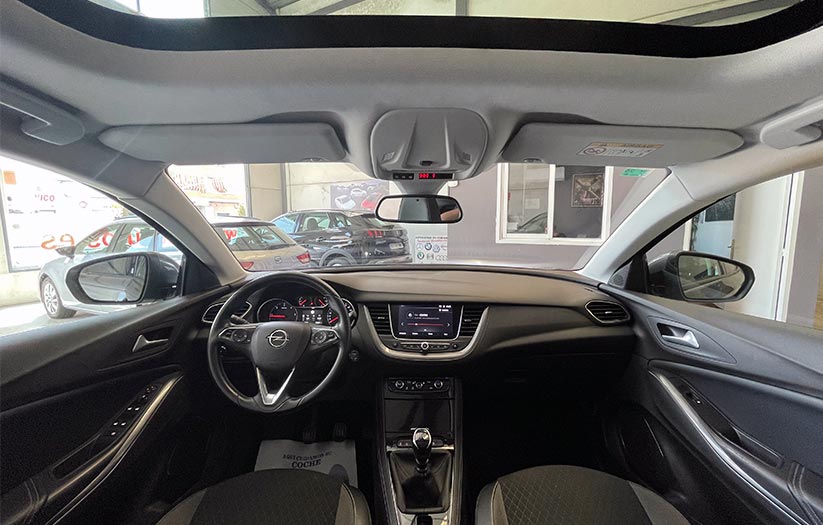 
								Opel Grand land X full									