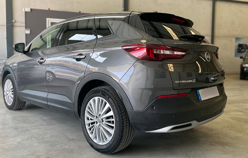 
								Opel Grand land X full									