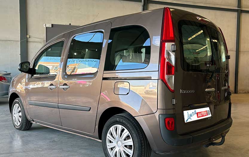 
								Renault Kangoo full									