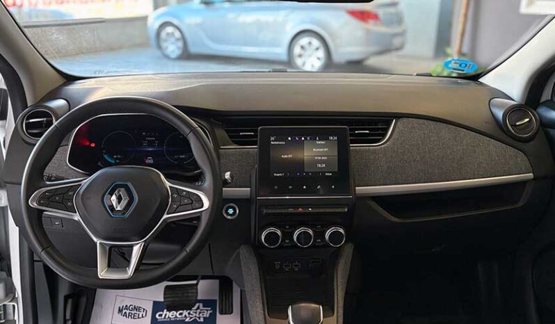 
								RENAULT ZOE full									